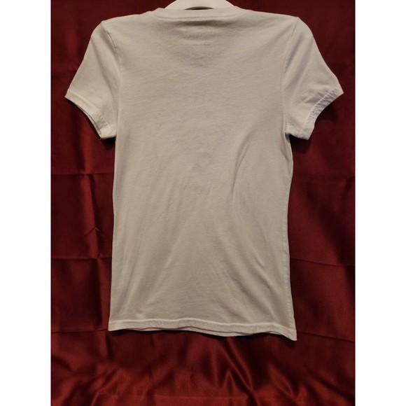 The Office Womens T-Shirt Size XS Schrute Farms Bed And Breakfast White Beets - Picture 6 of 6